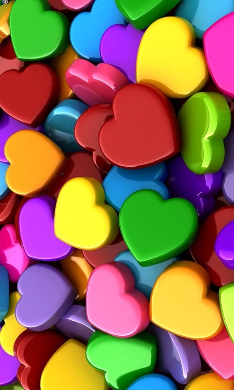 Красивые разноцветные сердечки