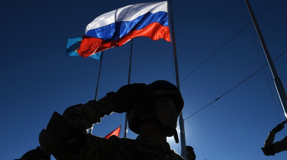 Военные флаги России
