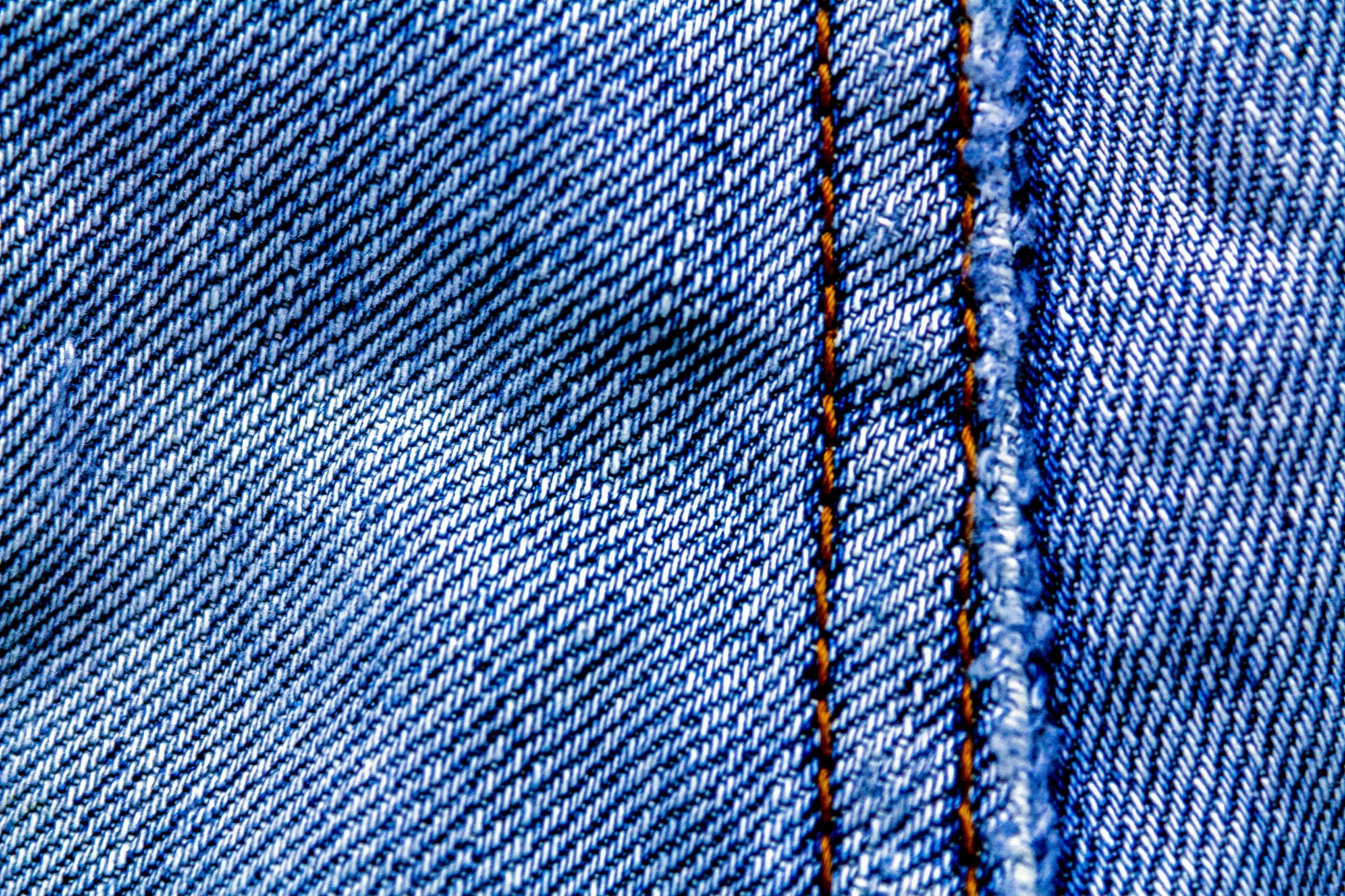 Текстура джинсов. Джинсовая ткань. Фактура джинсовой ткани. Джинсовая ткань деним. Джинсы текстура.