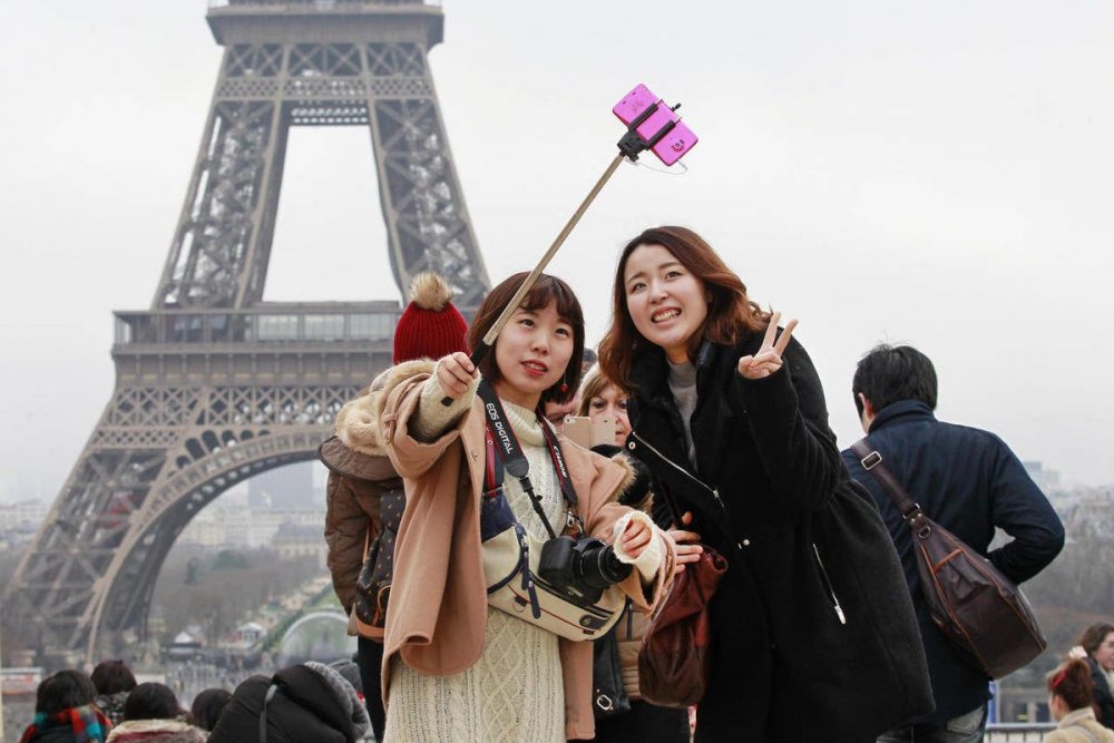 Китайские туристы во Франции