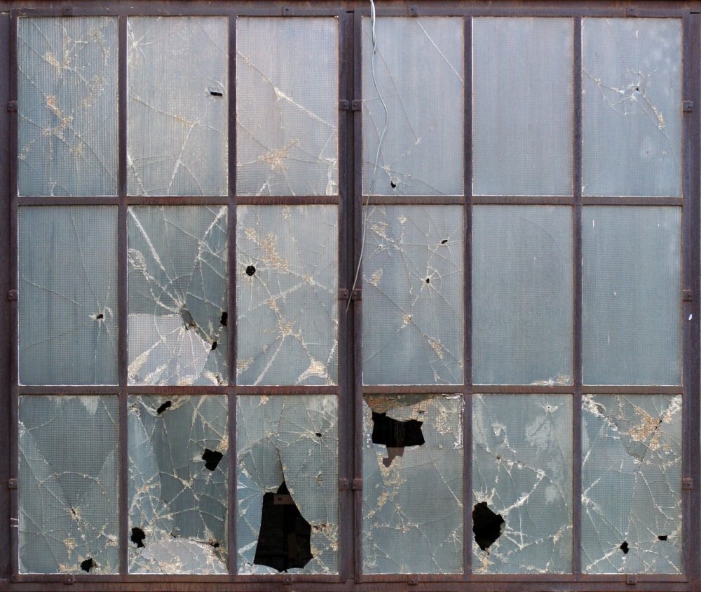 Разбитое окно текстура