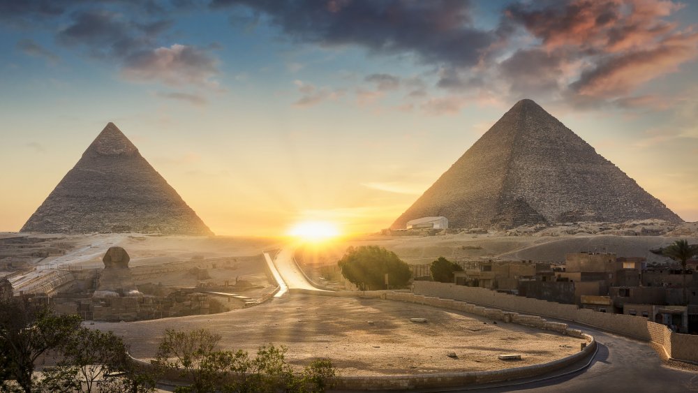 Пирамида Хеопса сфинкс древний Египет