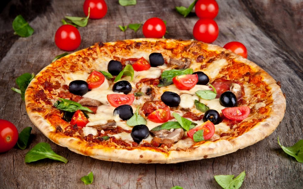 Фирменная итальянская пицца