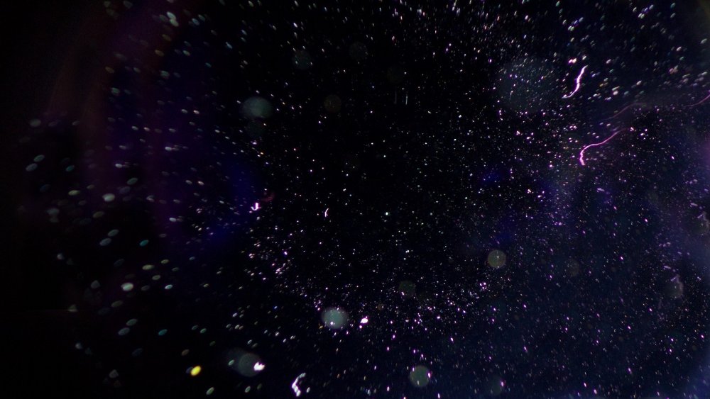 Космос с фиолетовым оттенком