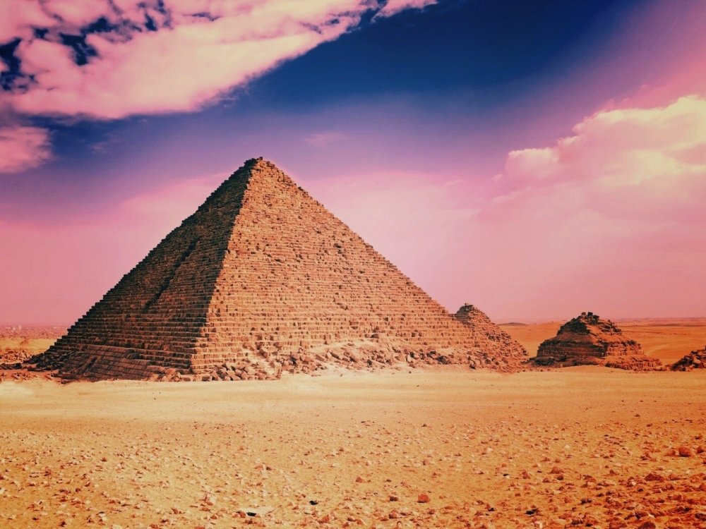 Пирамиды и сфинкс в Египте вектор