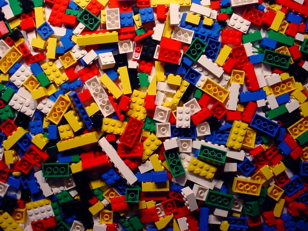Много кубиков лего