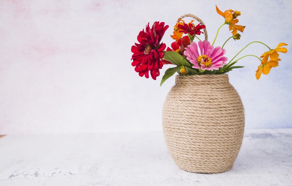 Шикарные вазы с цветами