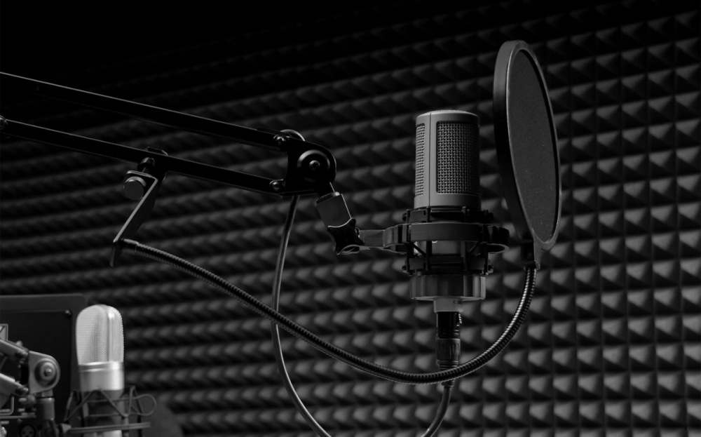 АКГ П 120 микрофон в студии