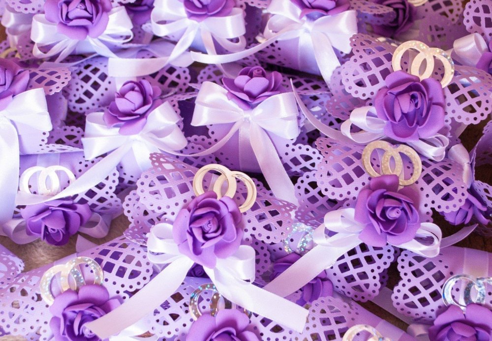 Фиолетовый свадебный фон