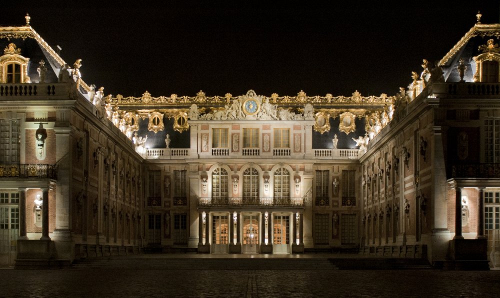 Дворец в Версале классицизм