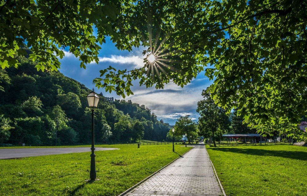 Солнечные аллеи Екатеринбург парк
