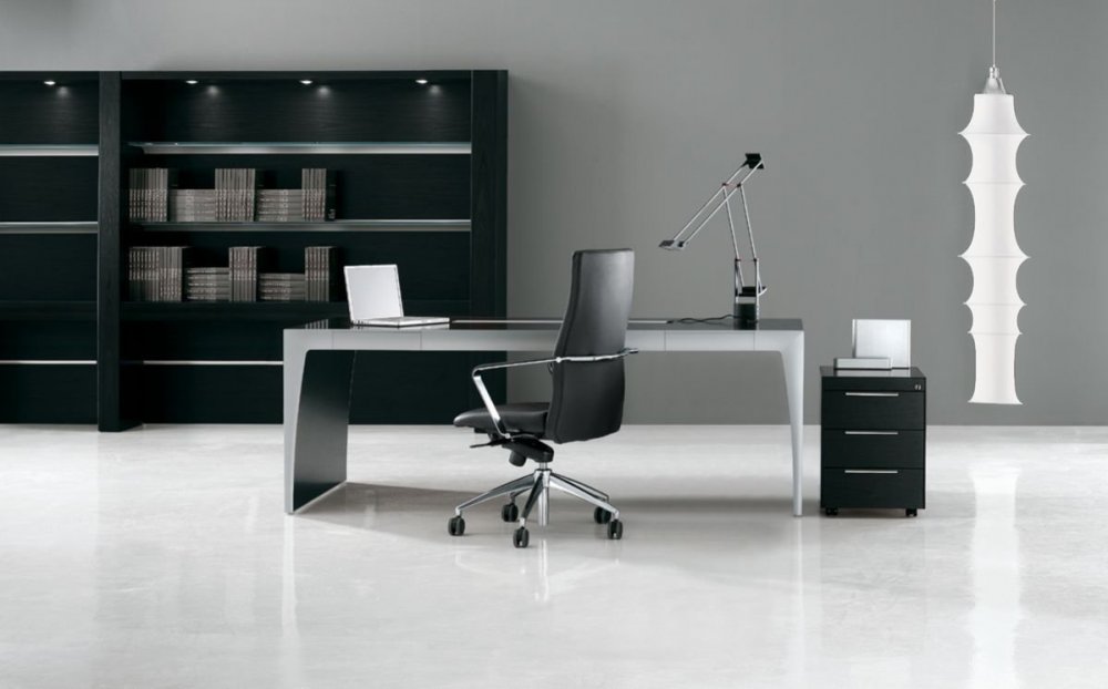 Офисная мебель черно белая