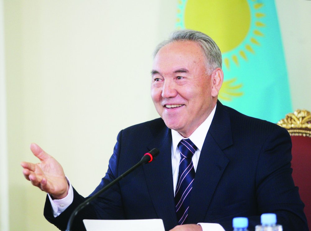 Нурсултан Назарбаев флаг