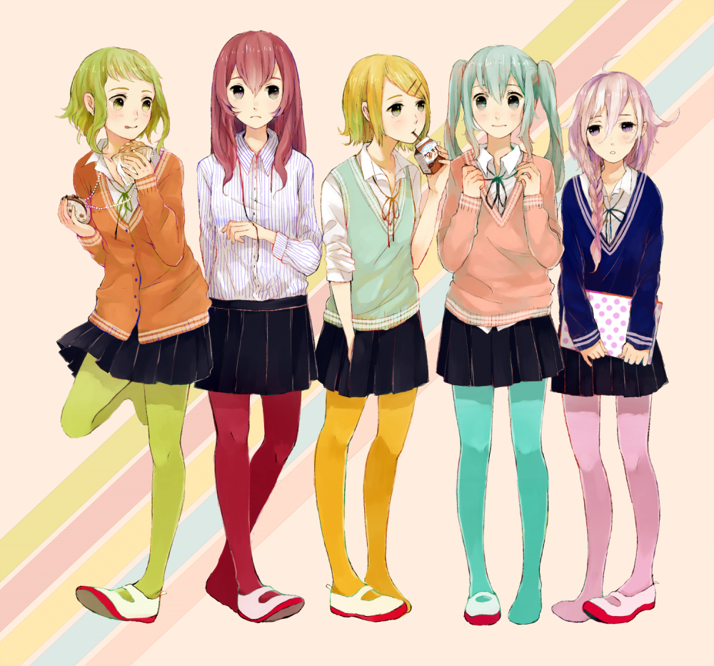 Пять аниме девушек