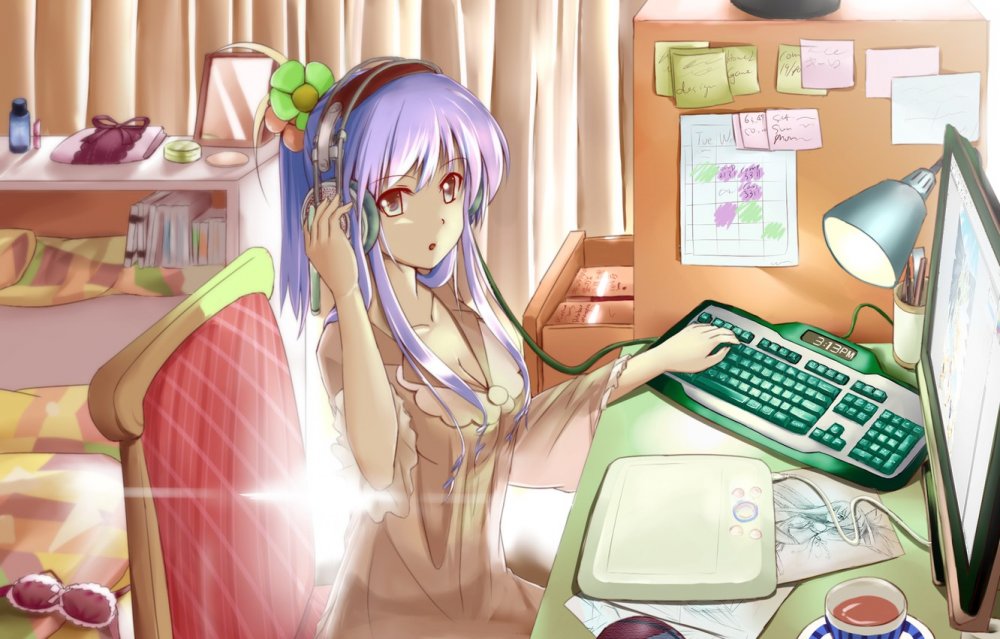 Аниме девушка с компьютером