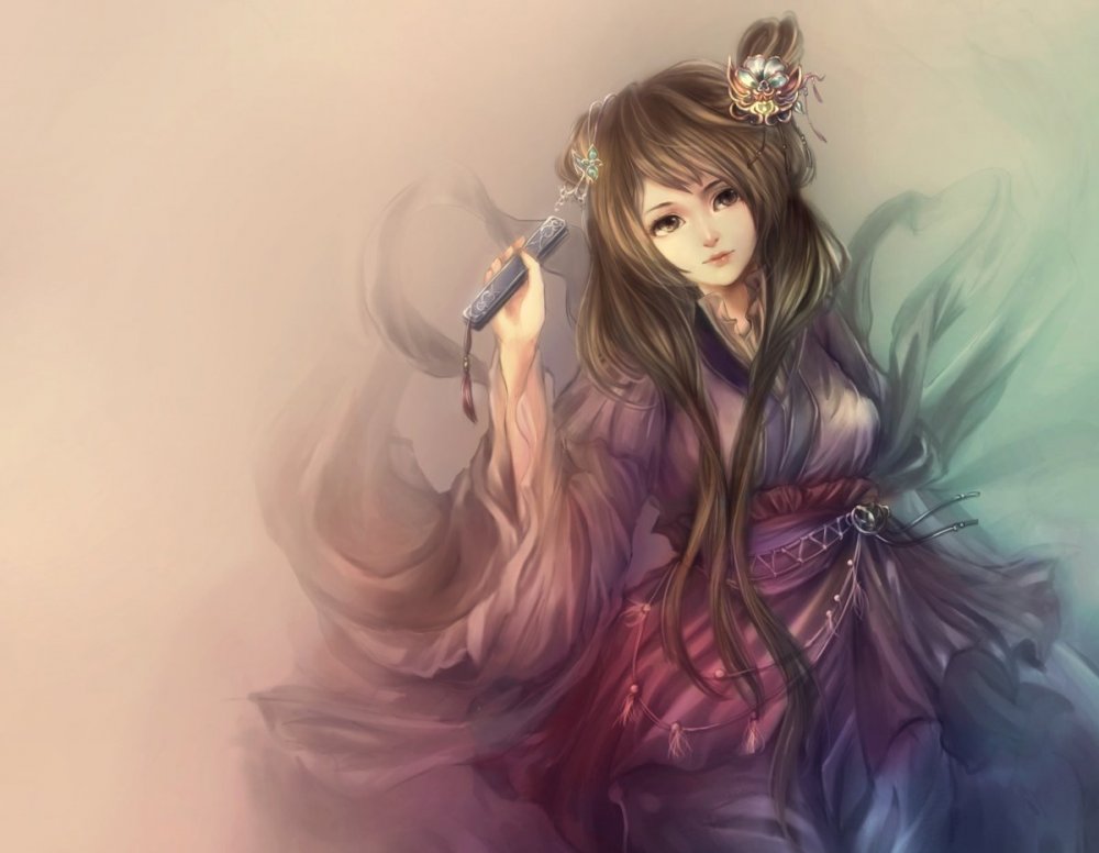 Девушка в кимоно с длинными волосами