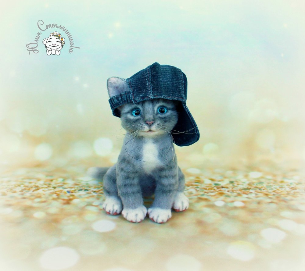Милые котики в шапочках HD