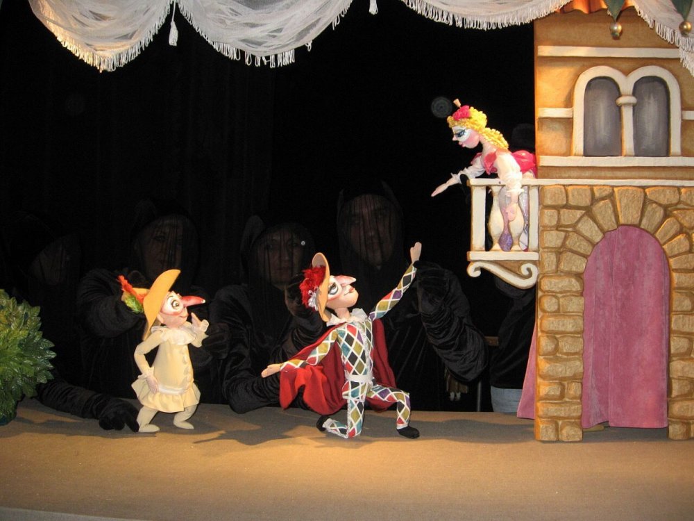 Кукольный театр сцена