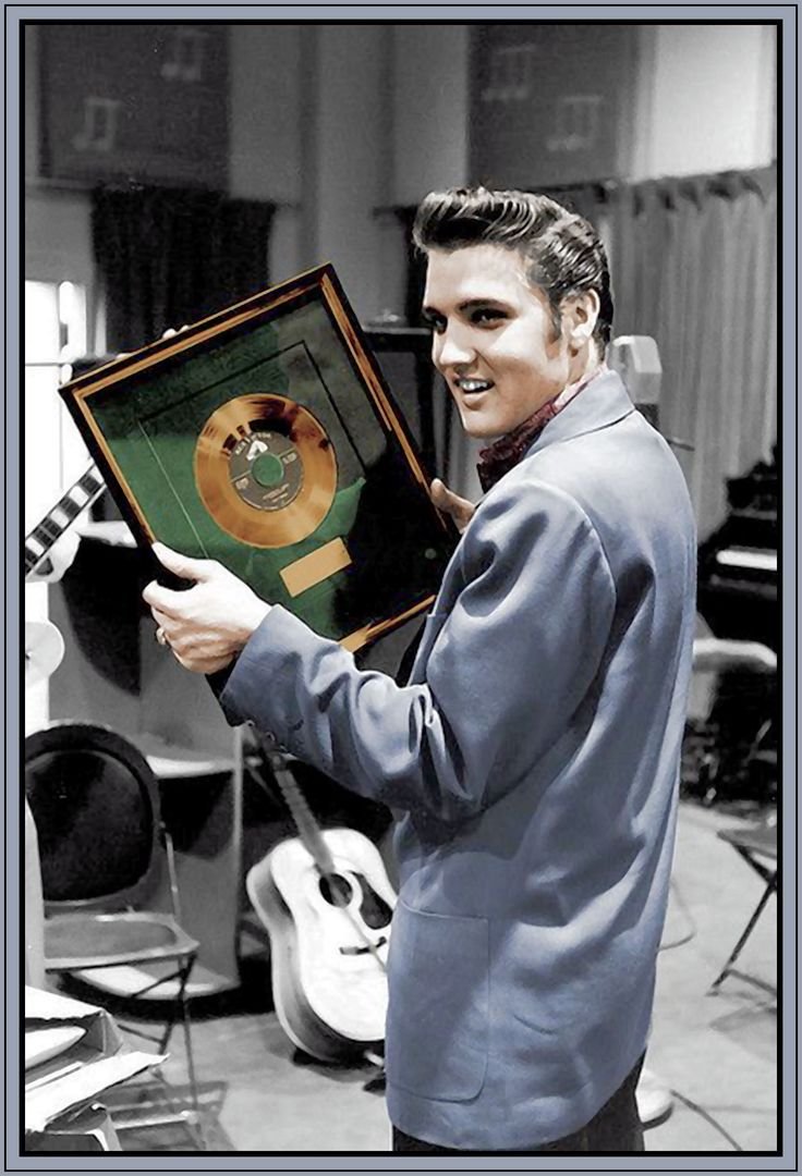 Elvis Presley в молодости