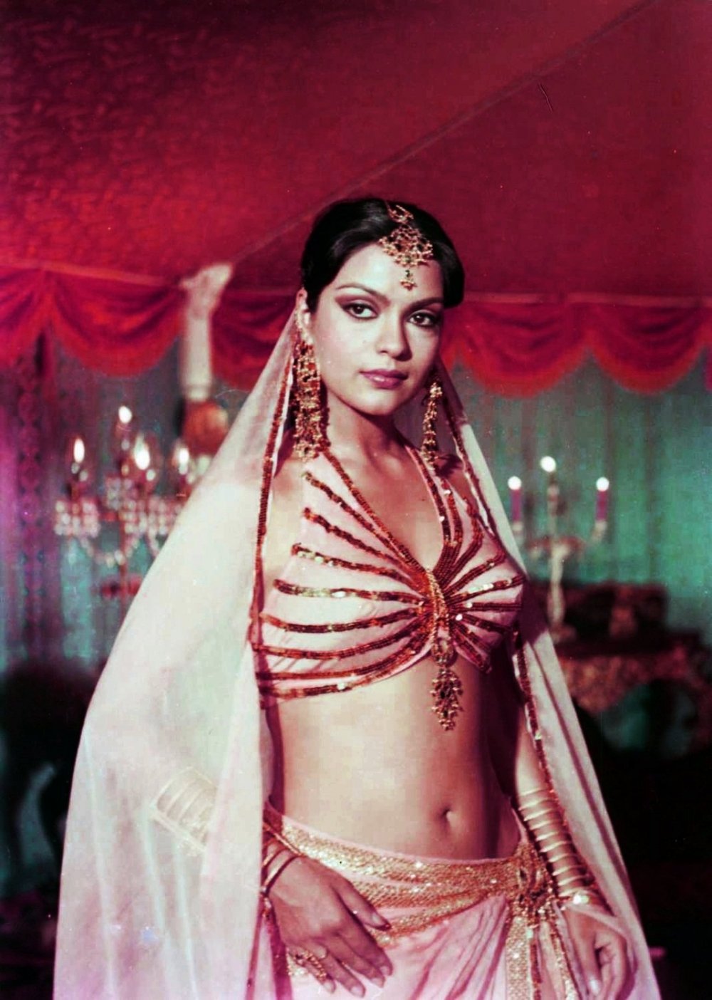 Zeenat Aman Мисс Азия 1970