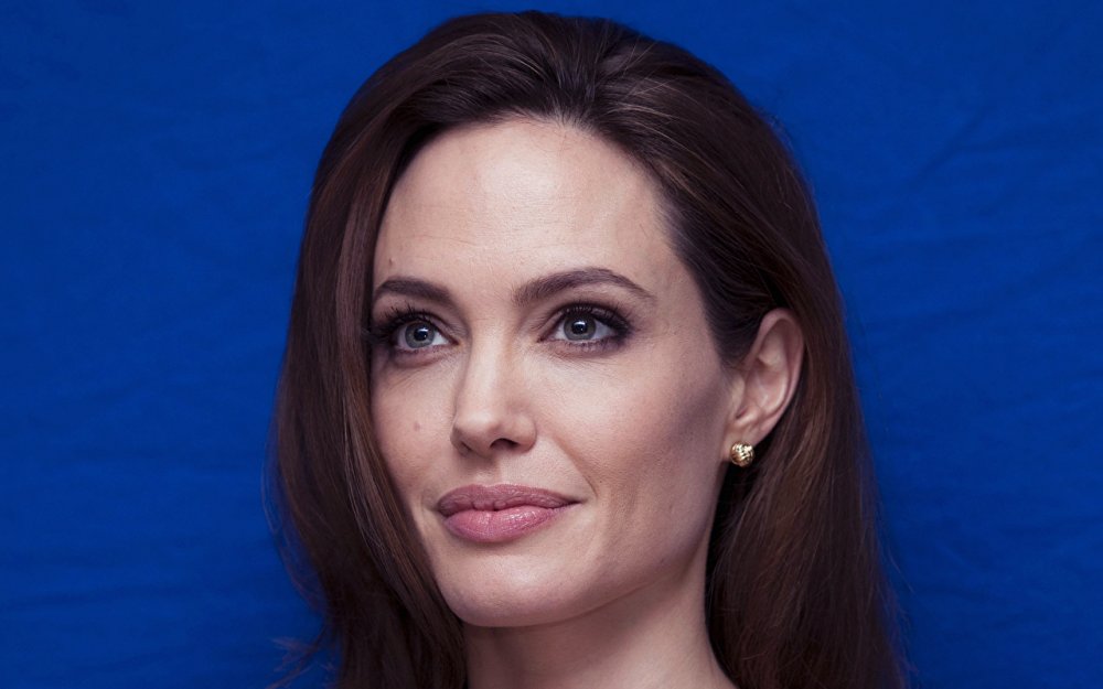 Анджелина Джоли 4к