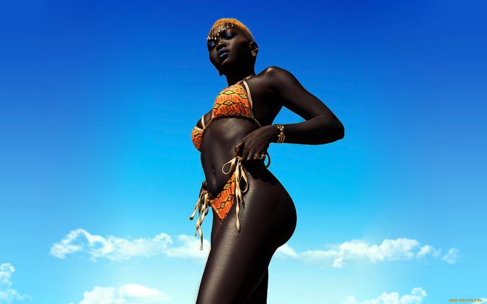 Королева тьмы - Ньяким Гатвех - модель из Южного Судана