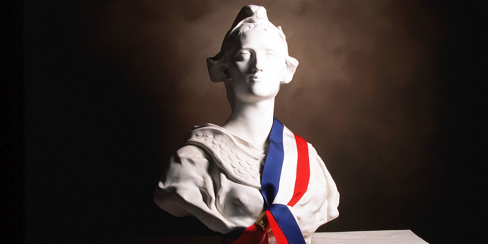 Символ французской революции. Бюст Марианны символ Франции.
