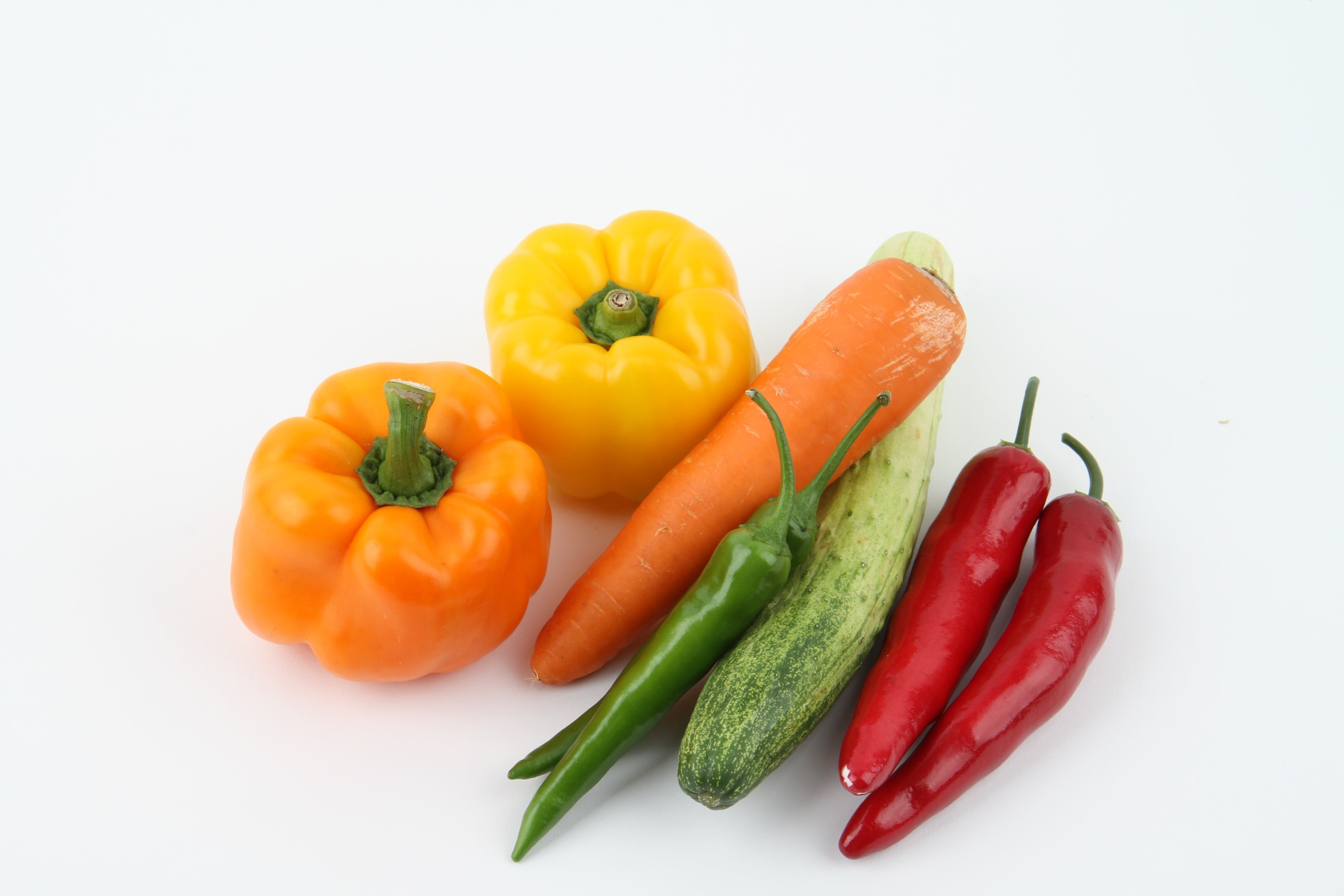 Картинка овощей по отдельности. Овощи. Овощи и фрукты. Овощи по отдельности. Овощи на белом фоне.
