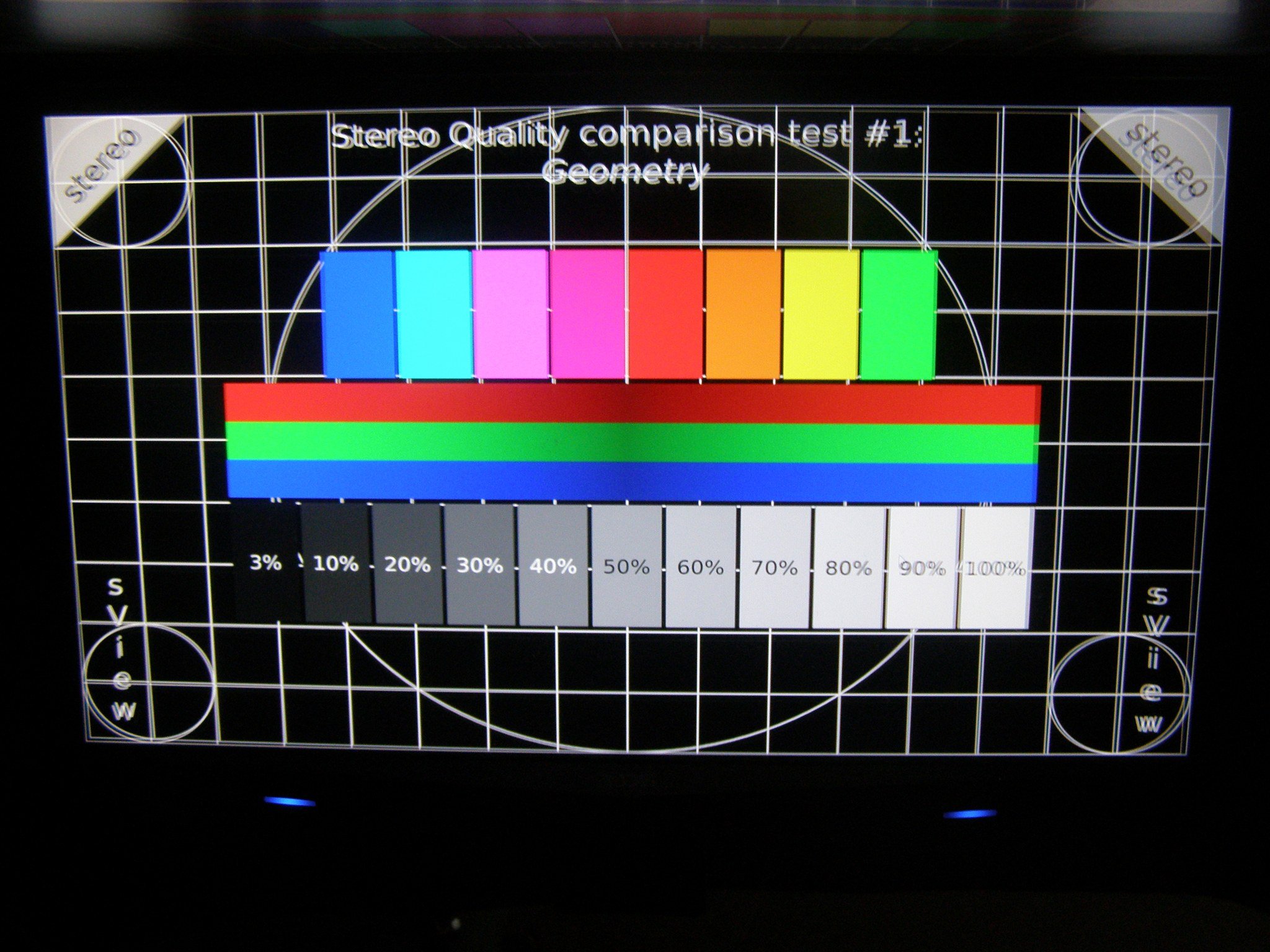 Цвета для монитора. Цветовой калибратор монитора. Экраны для тестирования цветности. Калибровка монитора таблица. Калибровочная сетка для проектора.