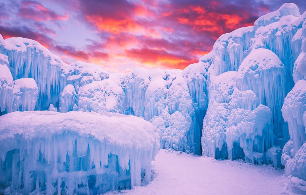 Ледяной дворец зимы