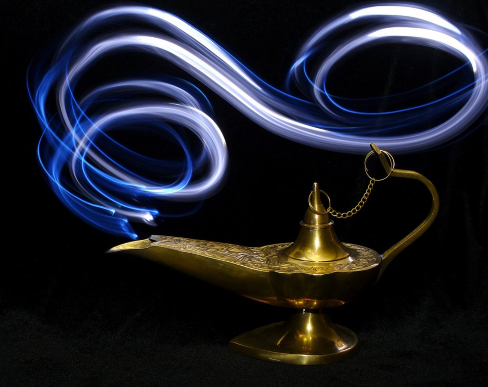 Волшебная лампа Аладдина Джинн
