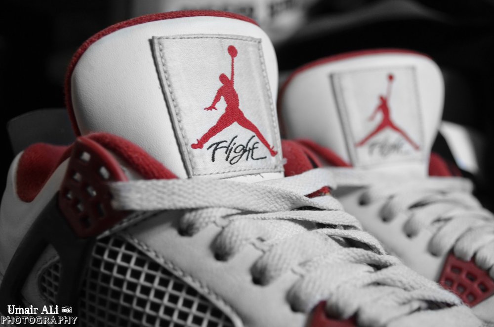 Nike Air Jordan 4 Wallpaper