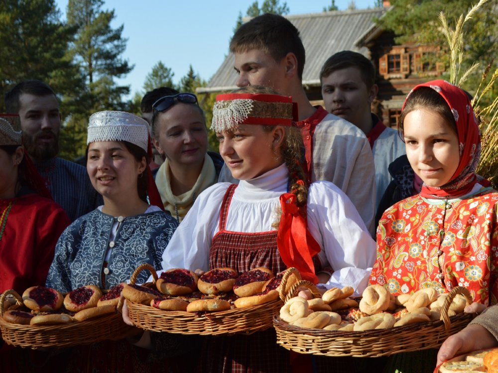 Праздник хлеба в России