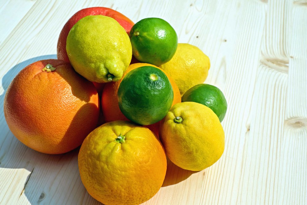 Лайм лимон апельсин мандарин