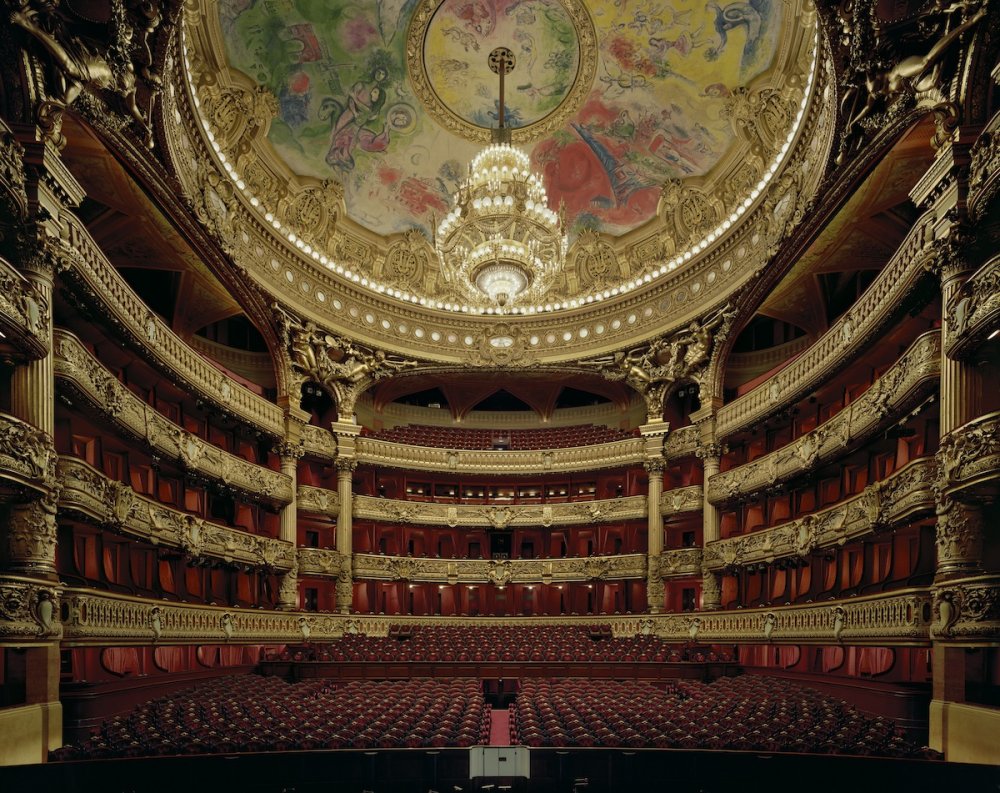 Театр опера Гарнье в Париже