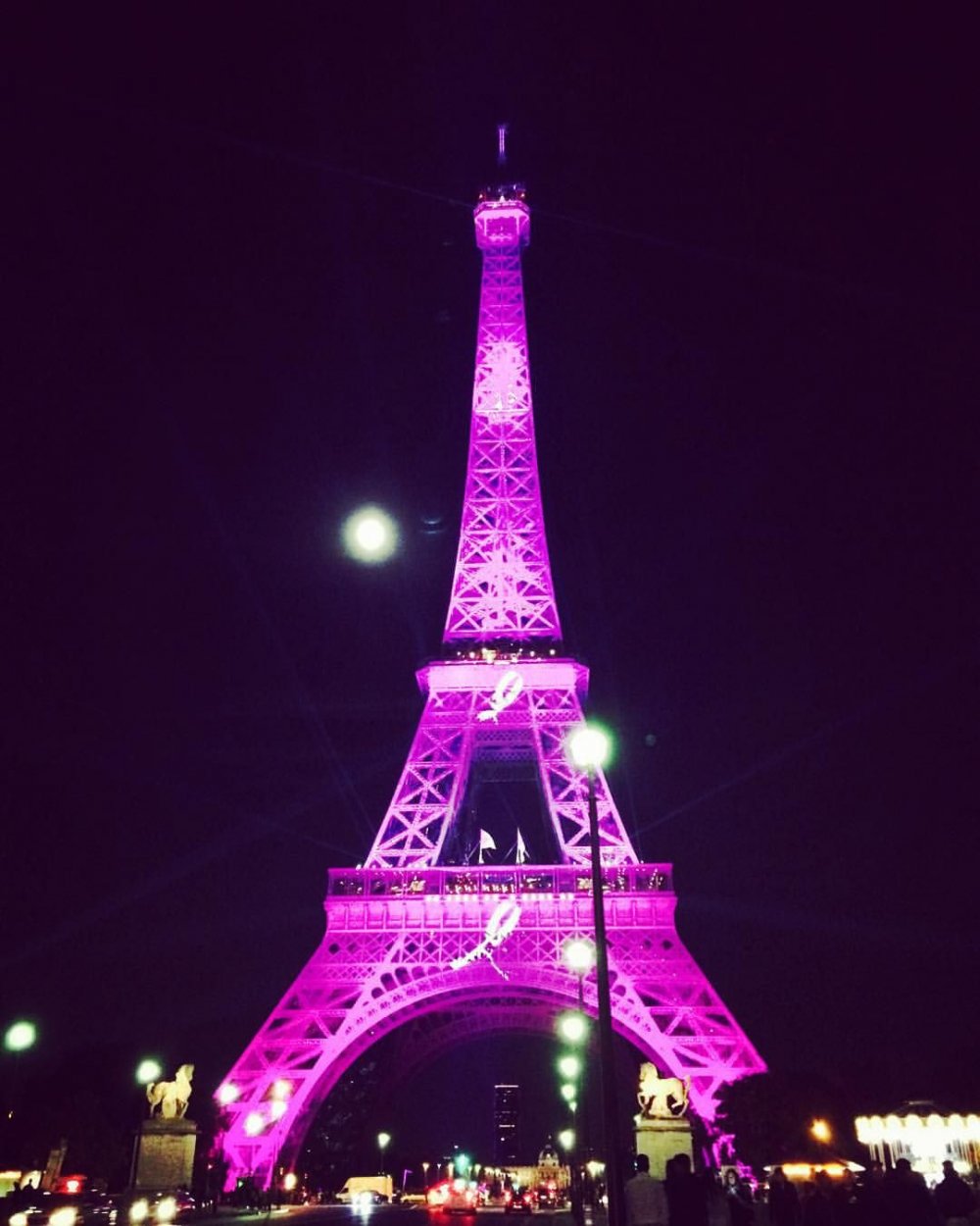 Фотография эльфовой башни в Париже