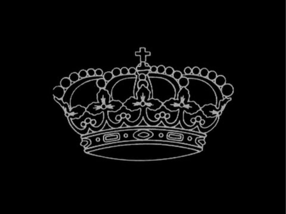 Корона на черном фоне