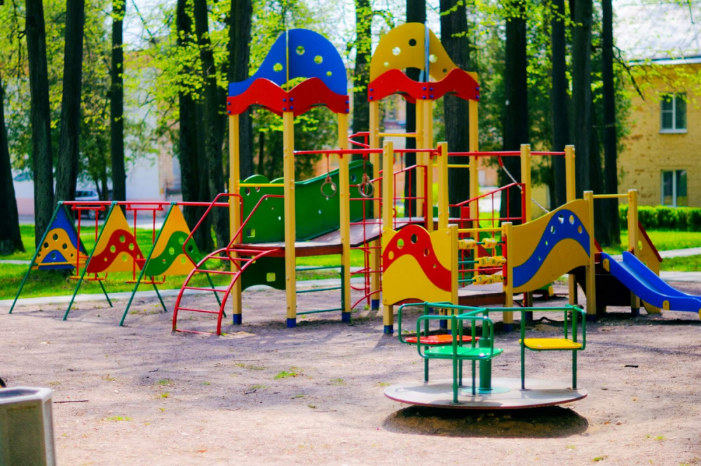 Воздвиженское парк отель детская площадка