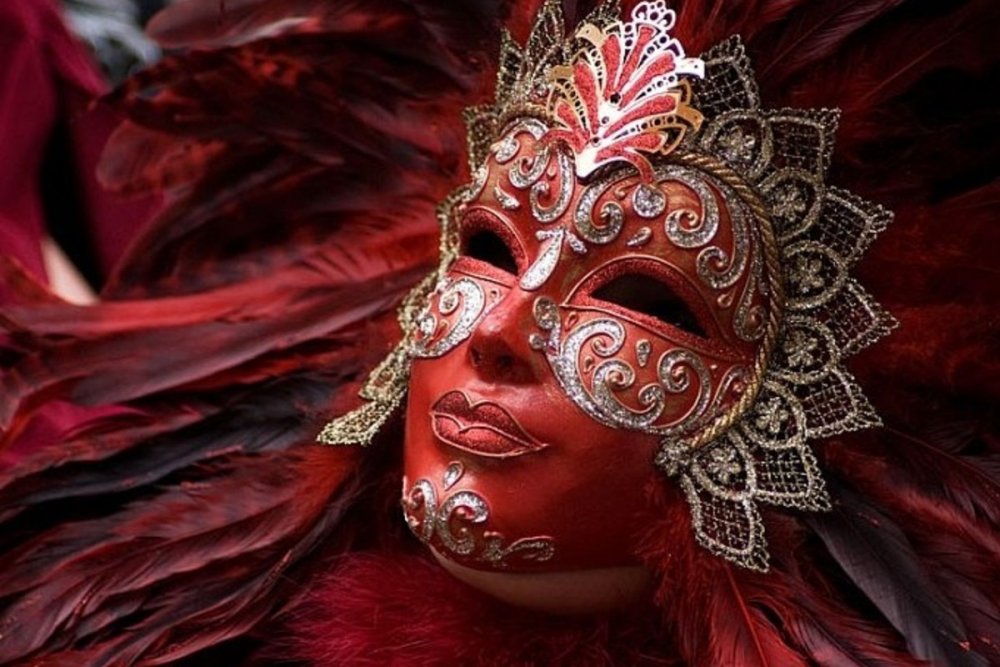 Самые красивые карнавальные маски