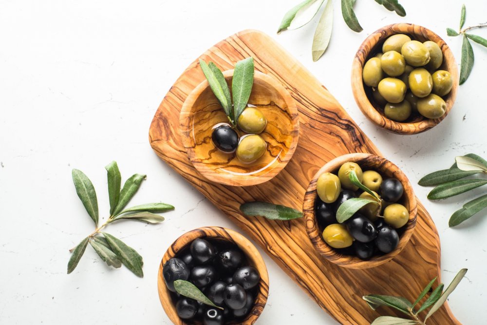 Оливковое масло оливки и маслины