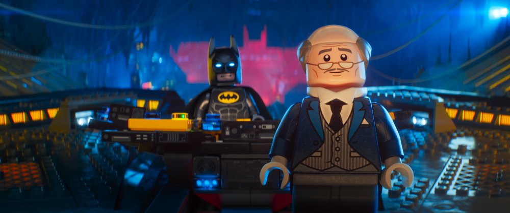 LEGO Batman покидая Готэм