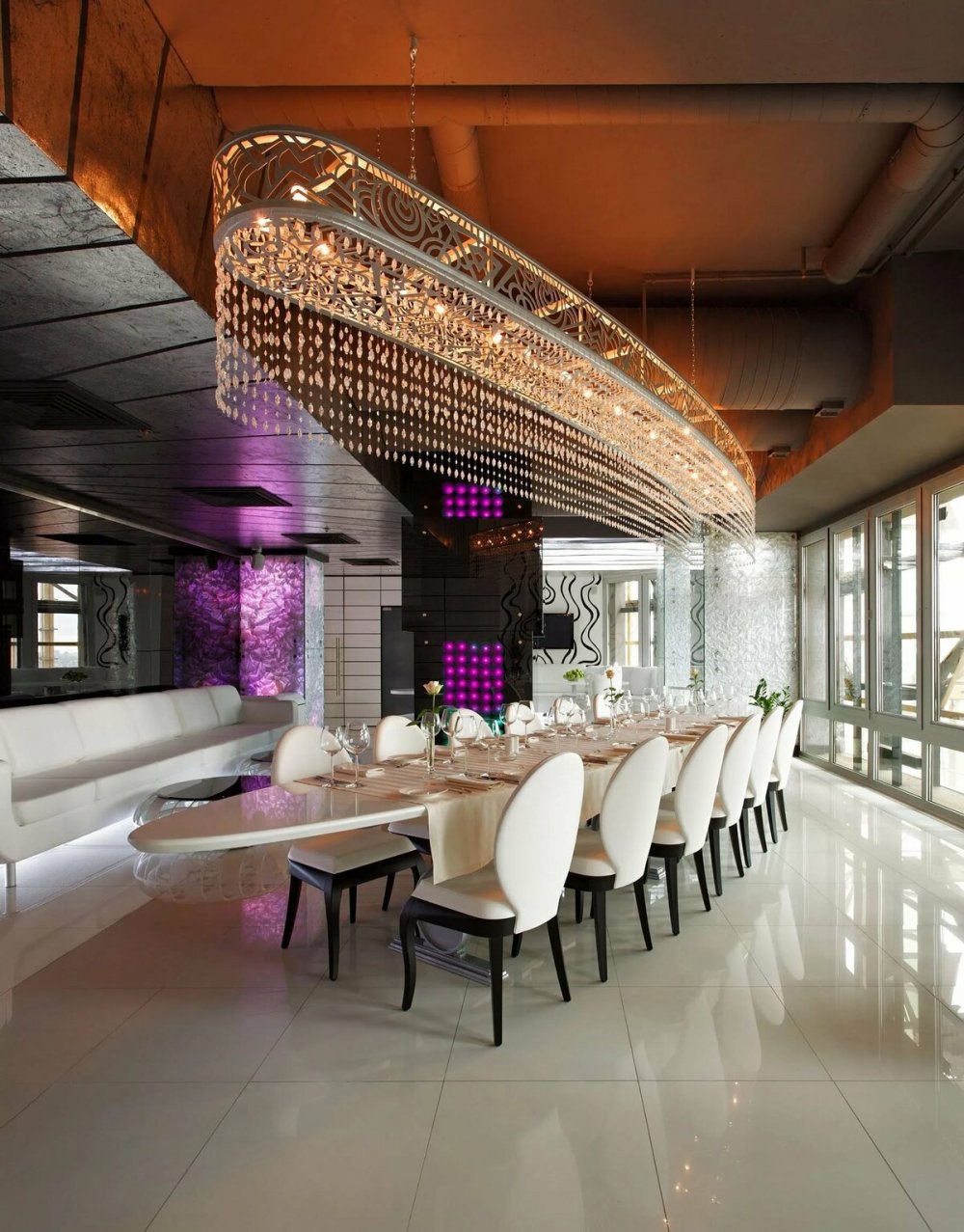 Панорамный ресторан «Sky Lounge»