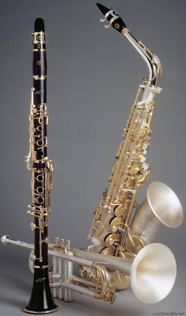 Саксофон флейта кларнет