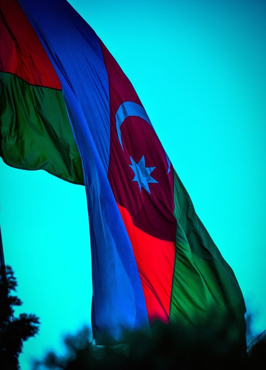 Республика Азербайджан флаг