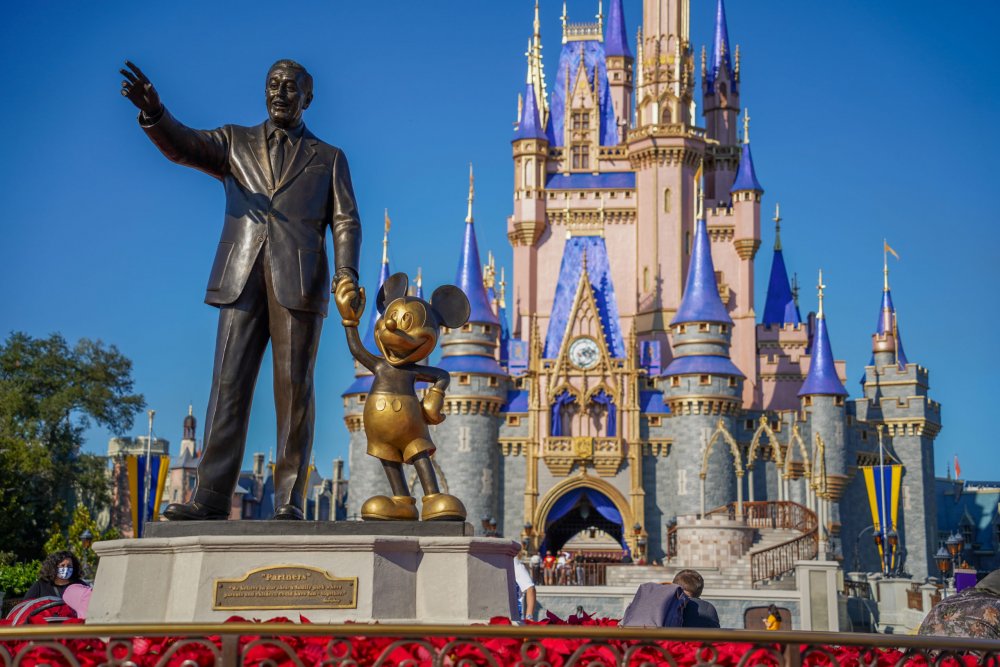 Disneyland Париж Disney памятник