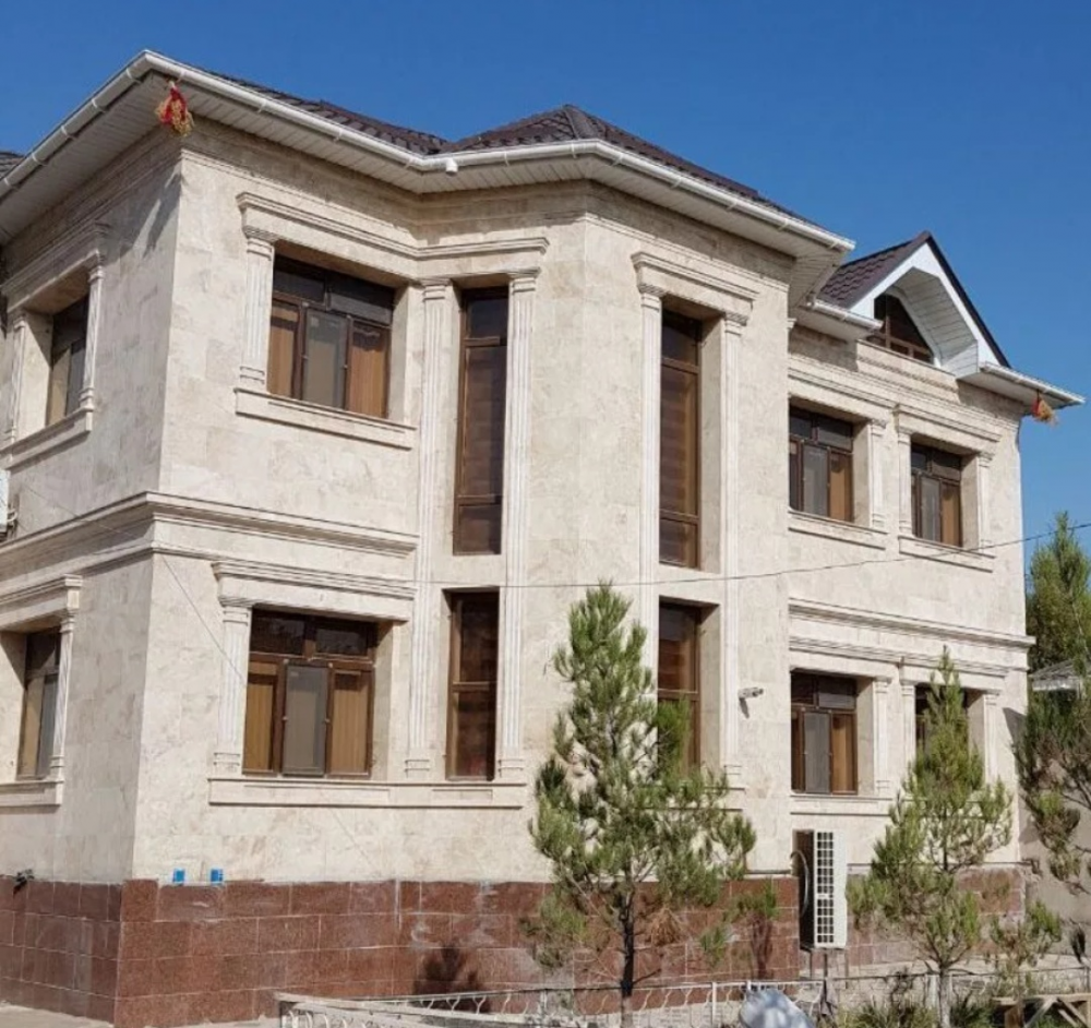 Армянский травертин фасад