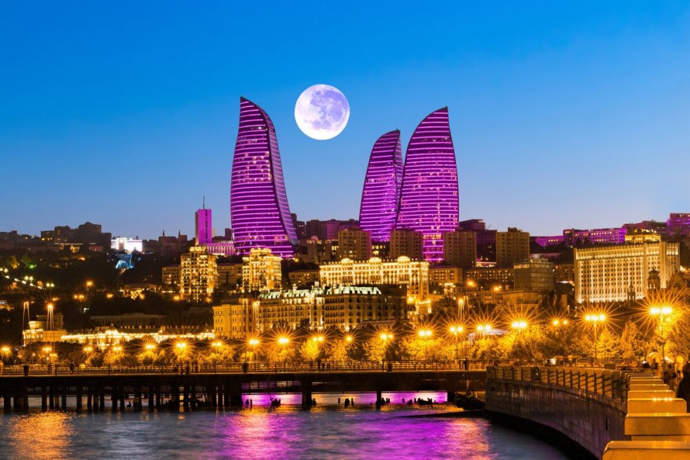 Три башни в Баку