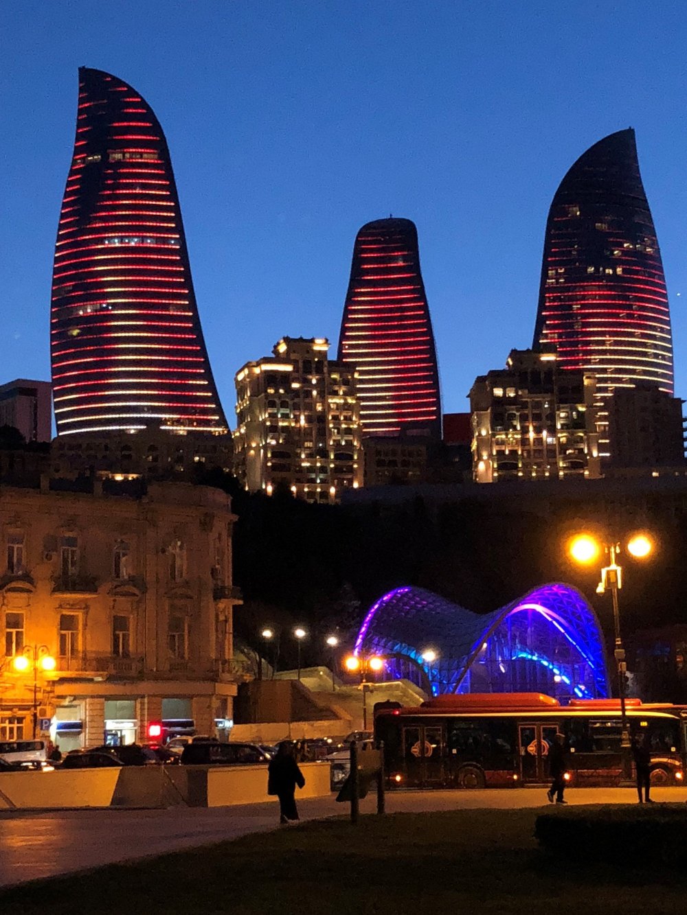Доспремичательности Баку