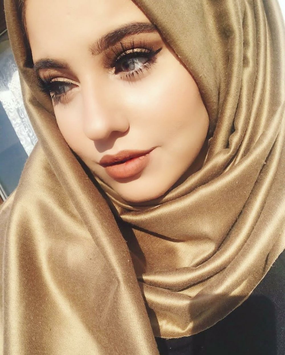 Красивые девушки в хиджабе