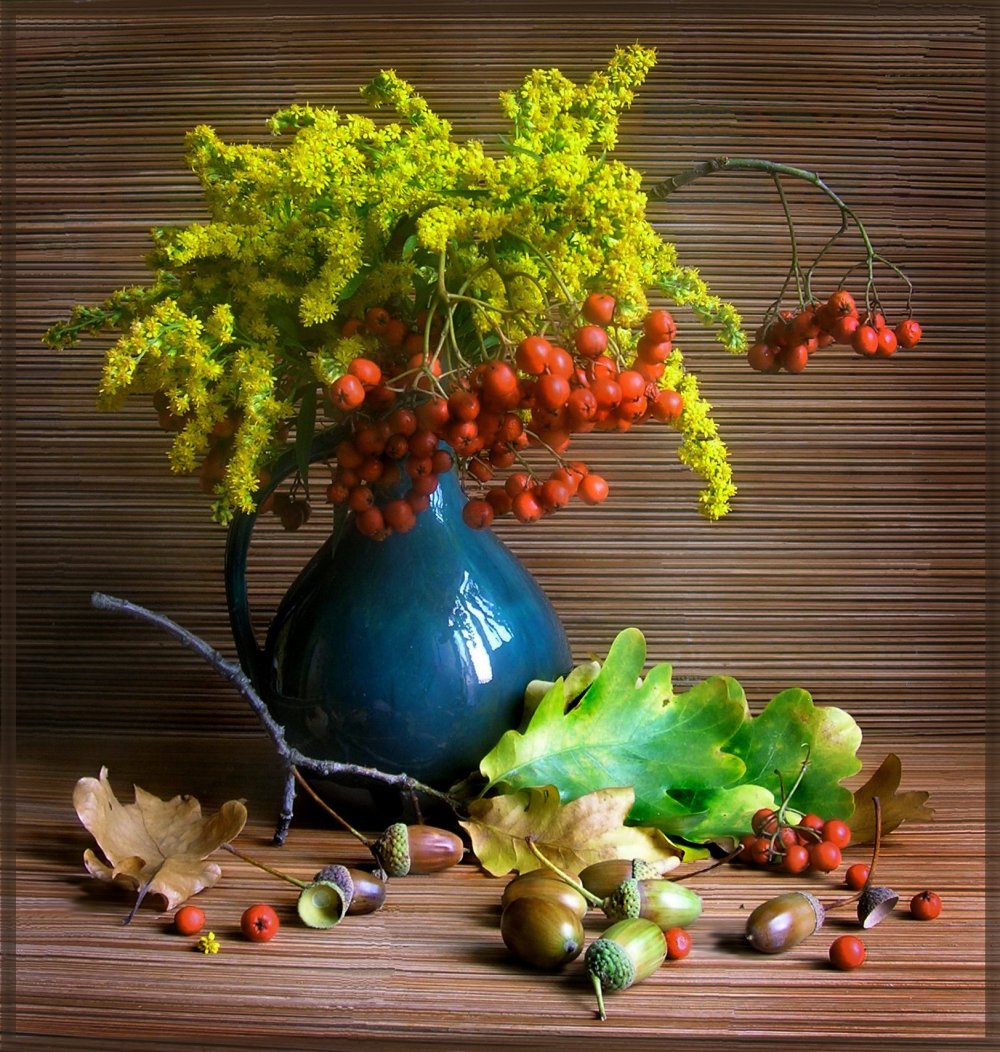 Осенняя композиция в вазе